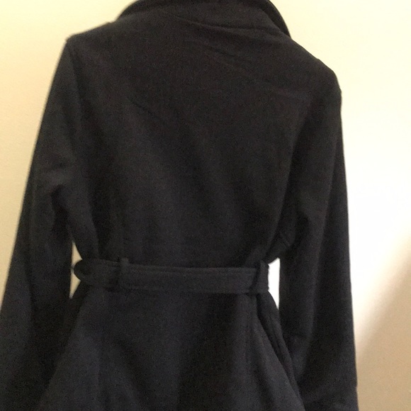 Black jacket - Picture 2 of 3